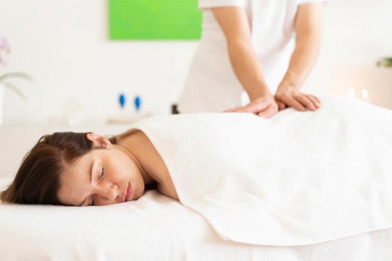 CE-WELLNESS-Massagen für Körper, Geist und Seele